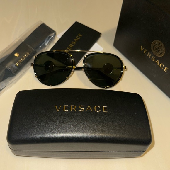 Versace Accessories - VERSACE SUNGLASSESES